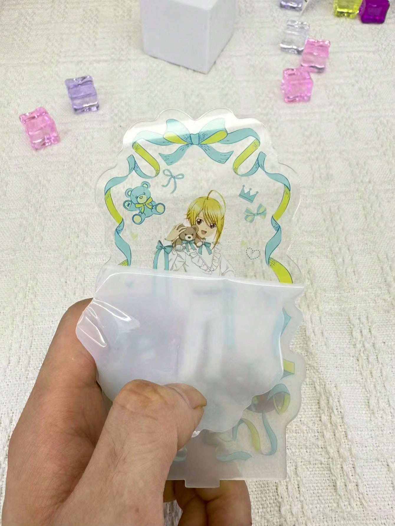 حامل أكريليك لشخصيات الأنمي، ح - مراجعة Desk Accessories وسعره